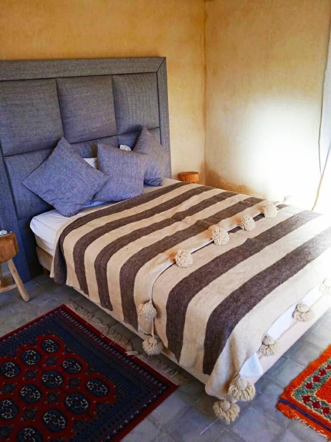 مبيت وإفطار دمنات Le Petit Jardin المظهر الخارجي الصورة