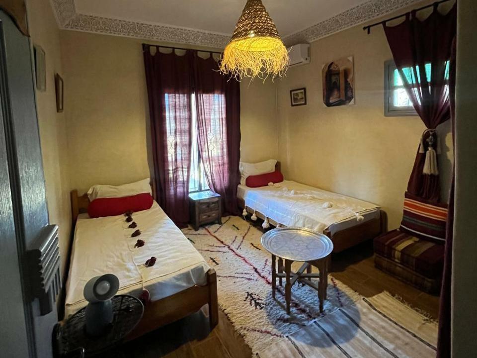 مبيت وإفطار دمنات Le Petit Jardin المظهر الخارجي الصورة